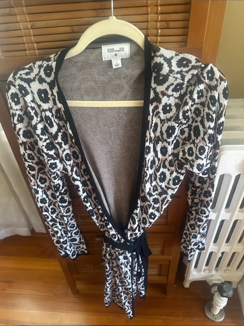 Diane Von Furstenberg Black, White & Tan Floral-Print Wrap Dress